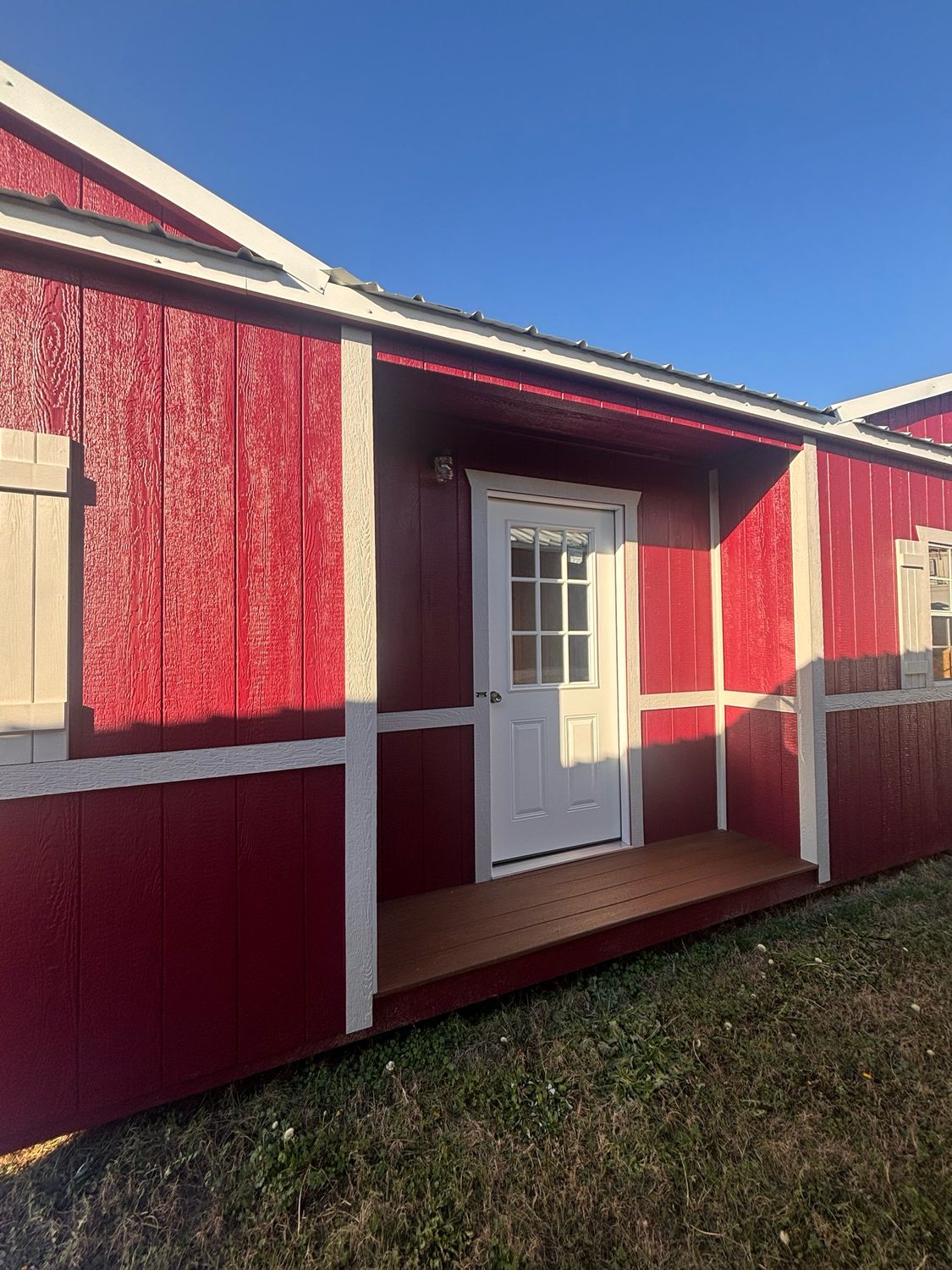 12' x 32' Utility Shed