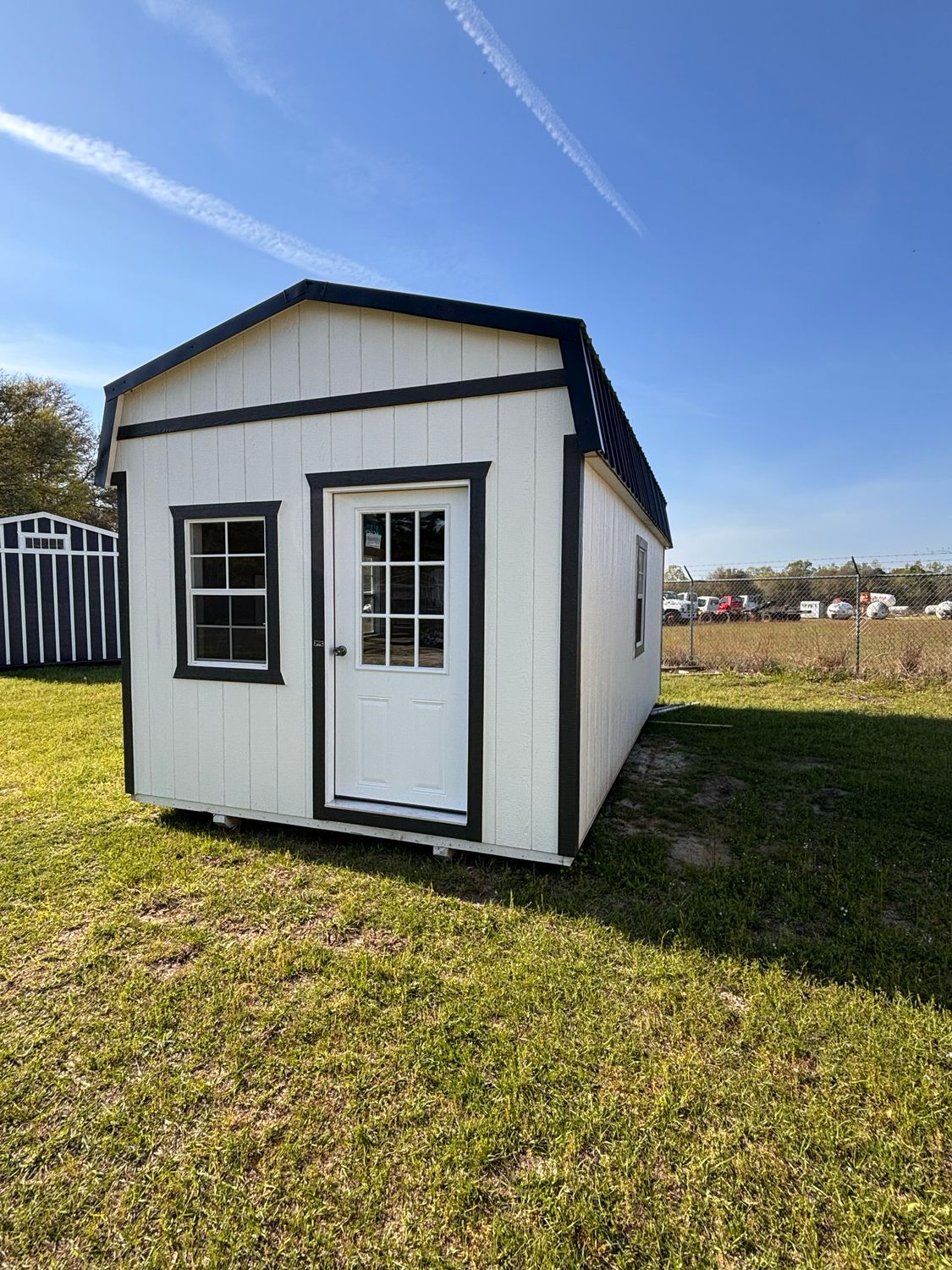 *Office 10' x 20' Lofted Barn