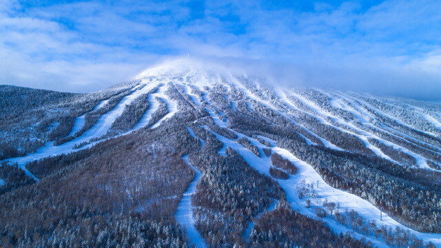 Sugarloaf Snow 32x48 Canvas Print