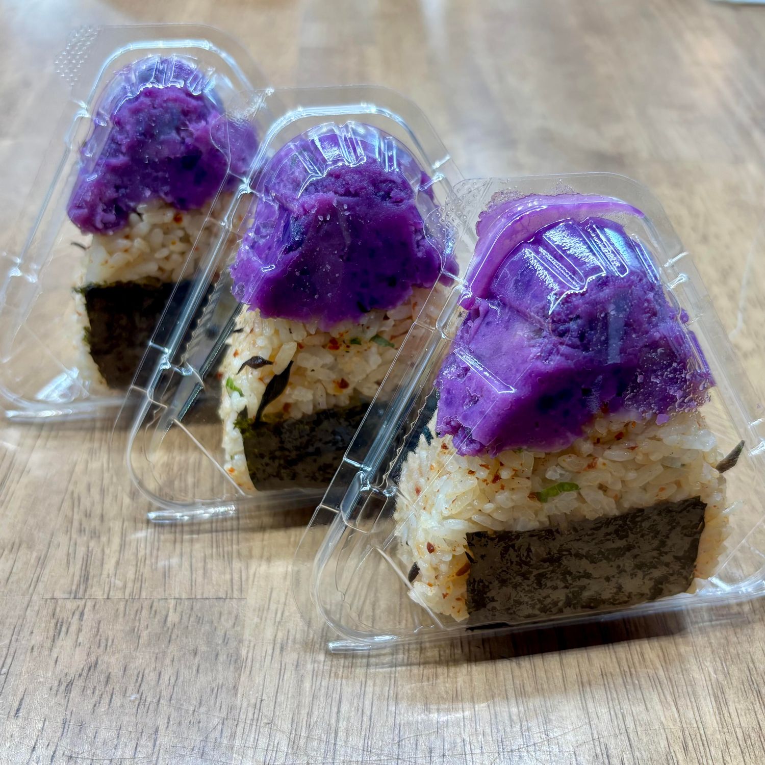 Onigiri, ʻUala Salad (Poke Market)