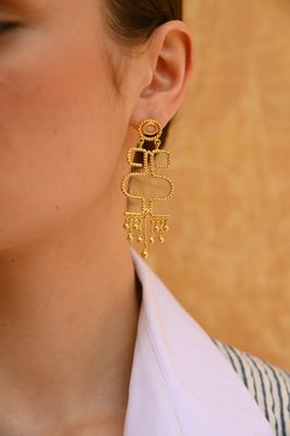 Amphora Beads Earrings - Gold Beads