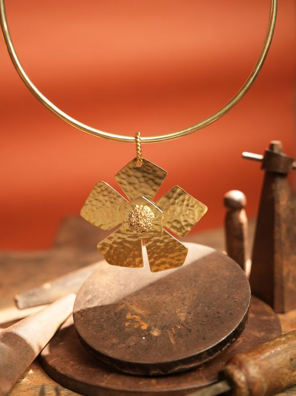The Everbloom Pendant