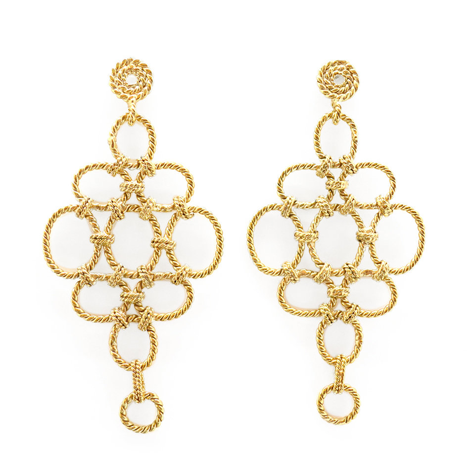 Small Connected Pebble