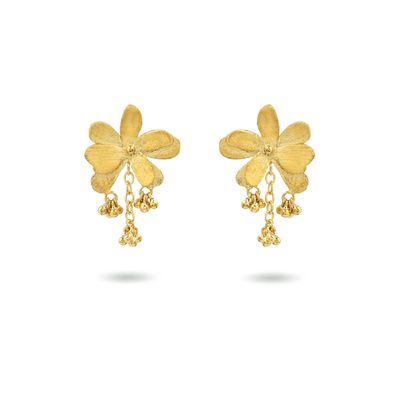 Product shot of small flower earrings by Belgian Christine Bekaert handcrafted statement jewelry 
