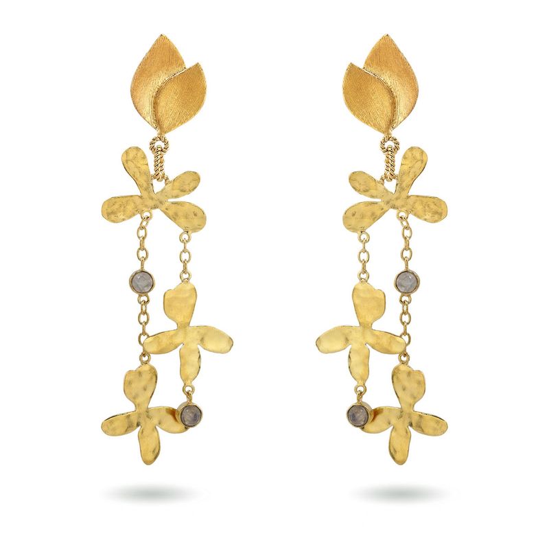 Product shot of large flower earrings with pink amethyst by Belgian Christine Bekaert handcrafted statement jewelry 