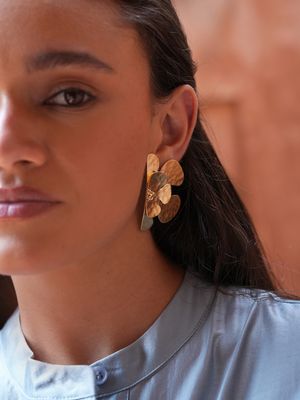 The Gibli Large Studs