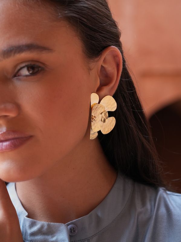 The Gibli Large Studs