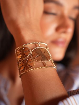 The Pasiphaé Cuff
