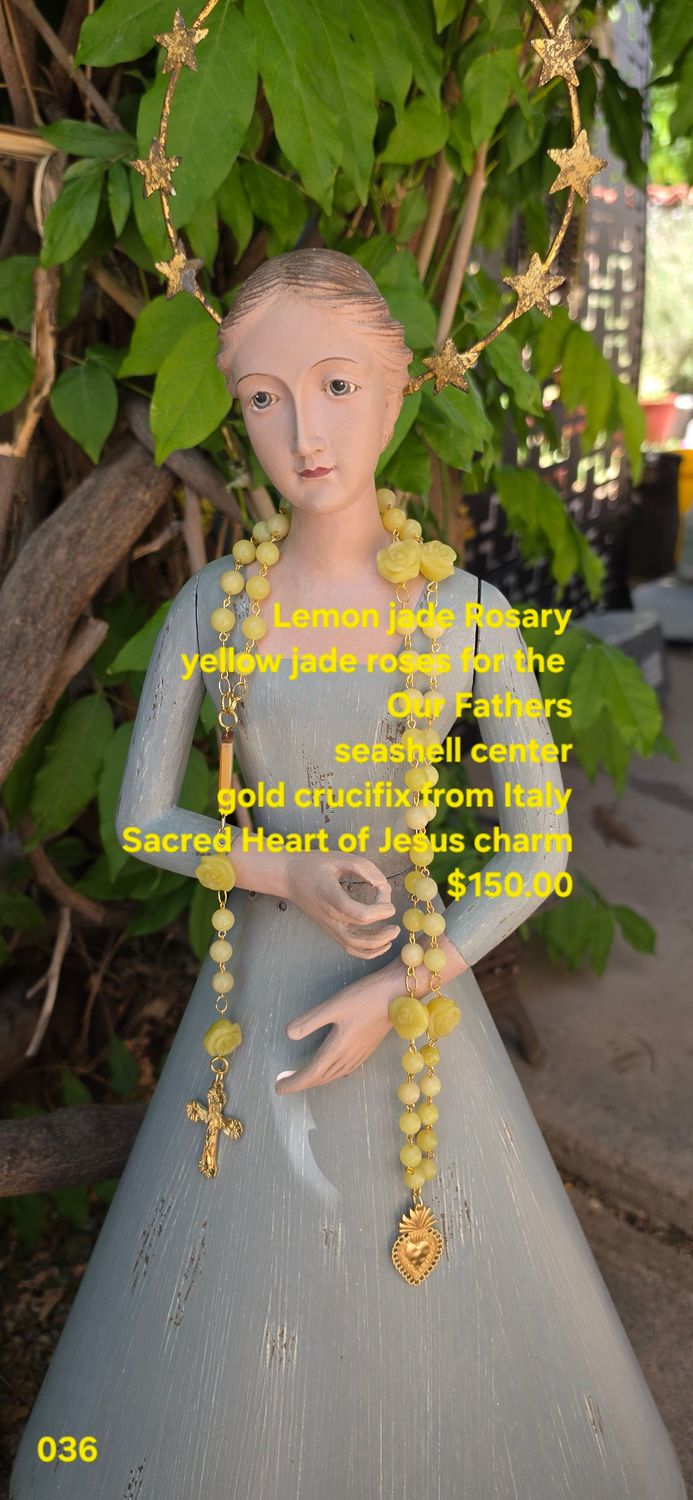 Lemon Jade Rosary Yellow Jade Roses for the Our Fathers Lemon Jade Rosary Yellow Jade Roses for the Our Fathers