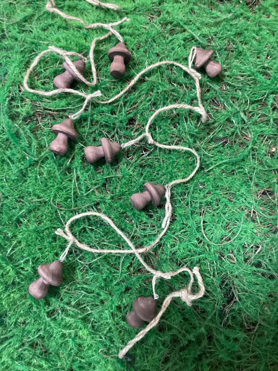 6" Mushroom Garland