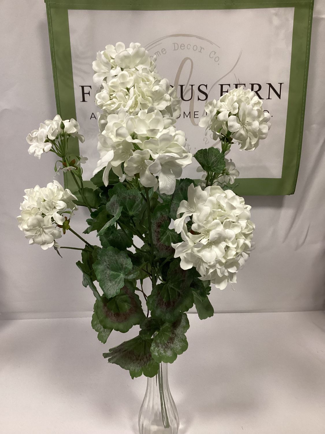24" UV White Geranium Bush