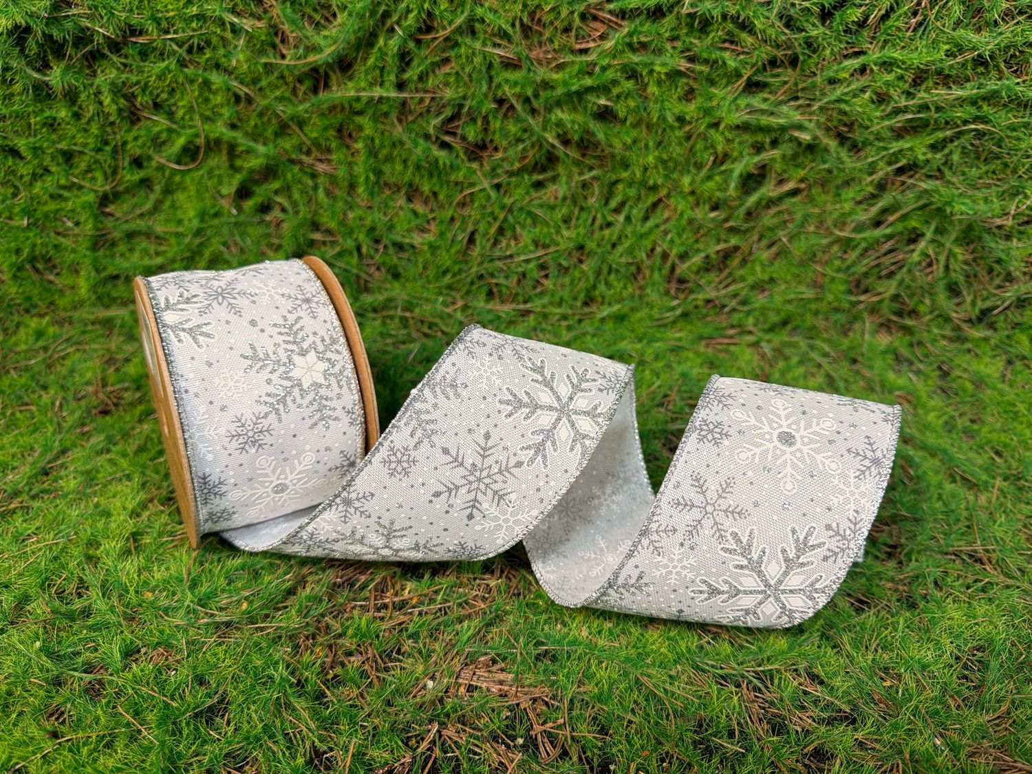 2 1/2" Wired Ribbon | "Glitter Snowflake" White/Silver | 10 Yard Roll