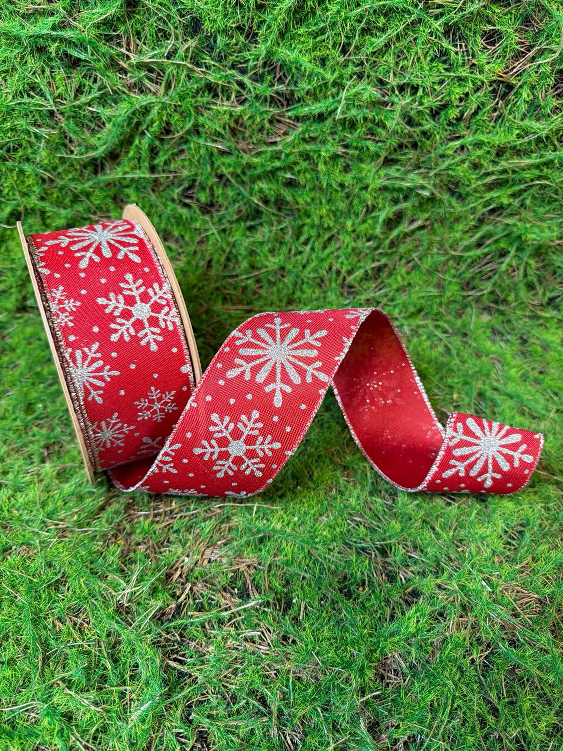 2 1/2" Faux Linen Wired Ribbon | Red w/ Glitter Silver Snowflake | 25yd