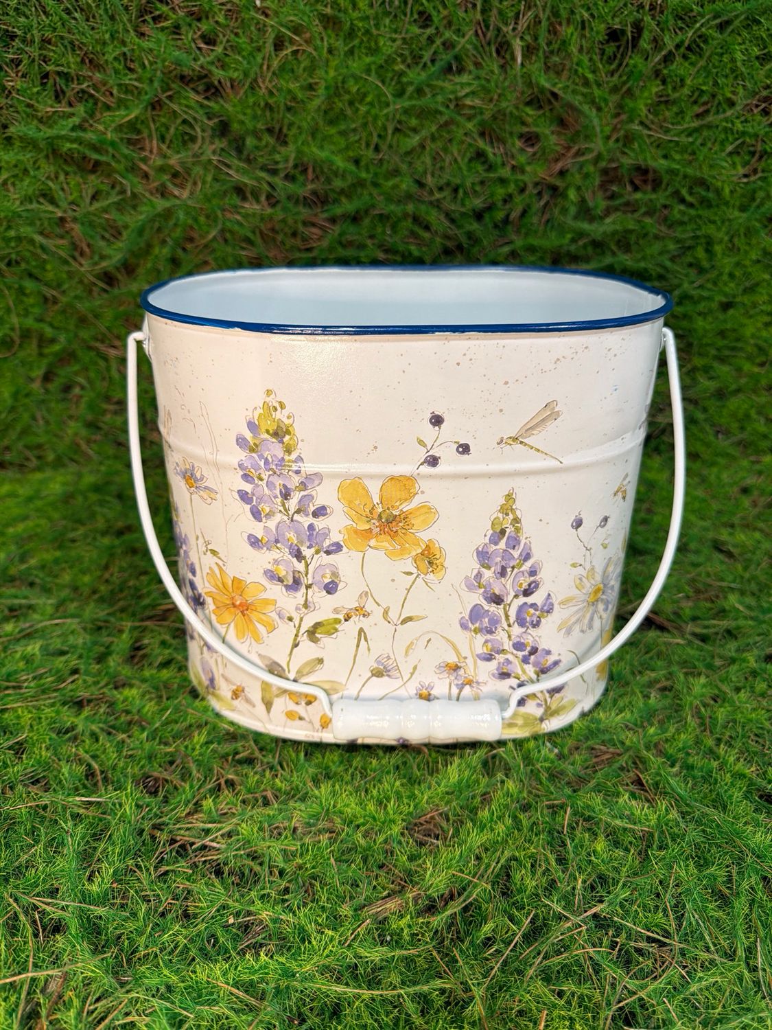 Small Metal Flower Bucket with Handle