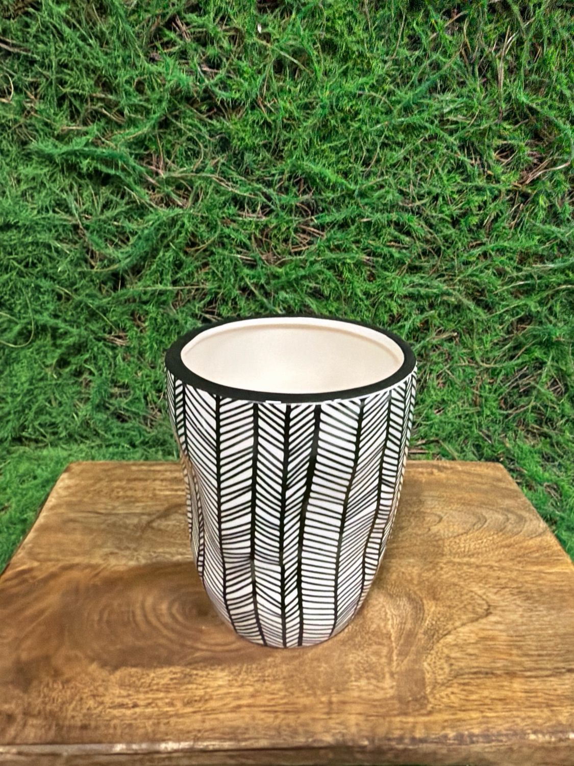 Large Black and White Planter 5"H