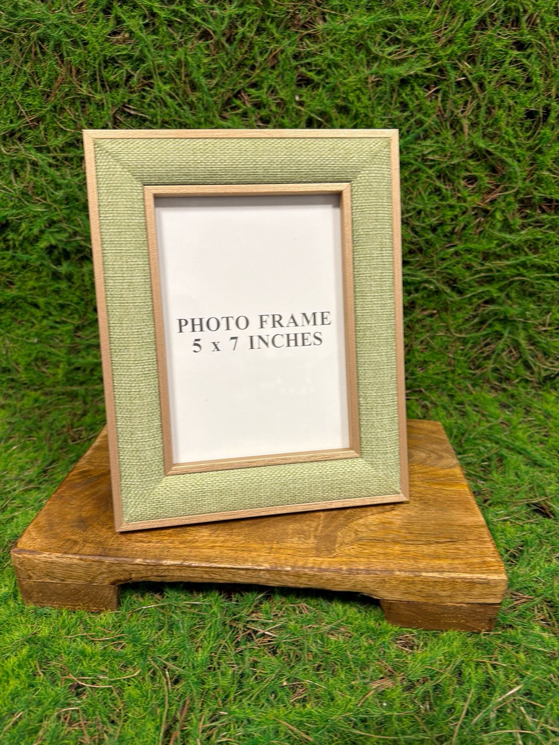 Light Green Woven Linen w/ Gold Trim Photo Frame