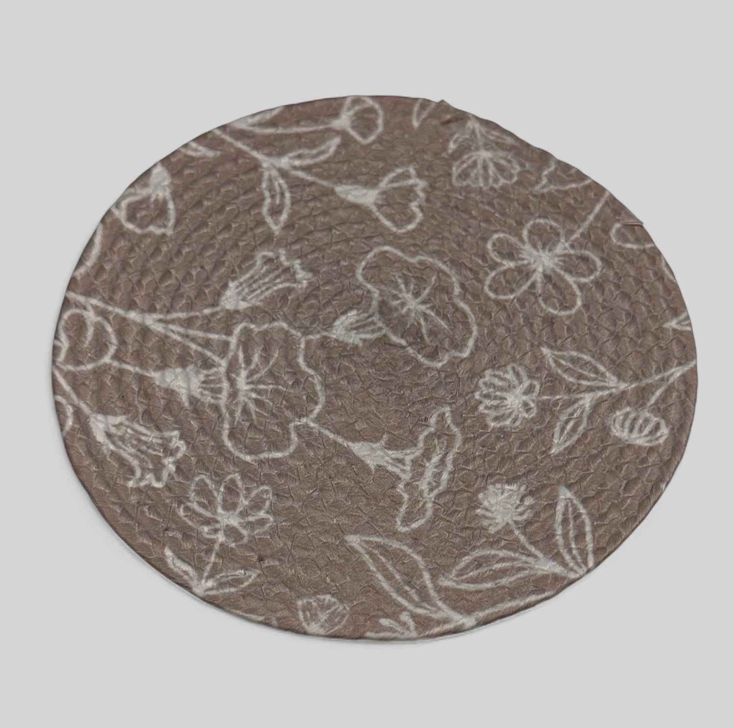 6.5" Round Beige &amp; White Placemat