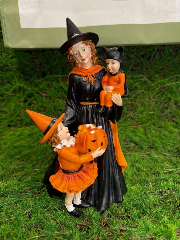 Halloween Mother &amp; Children
