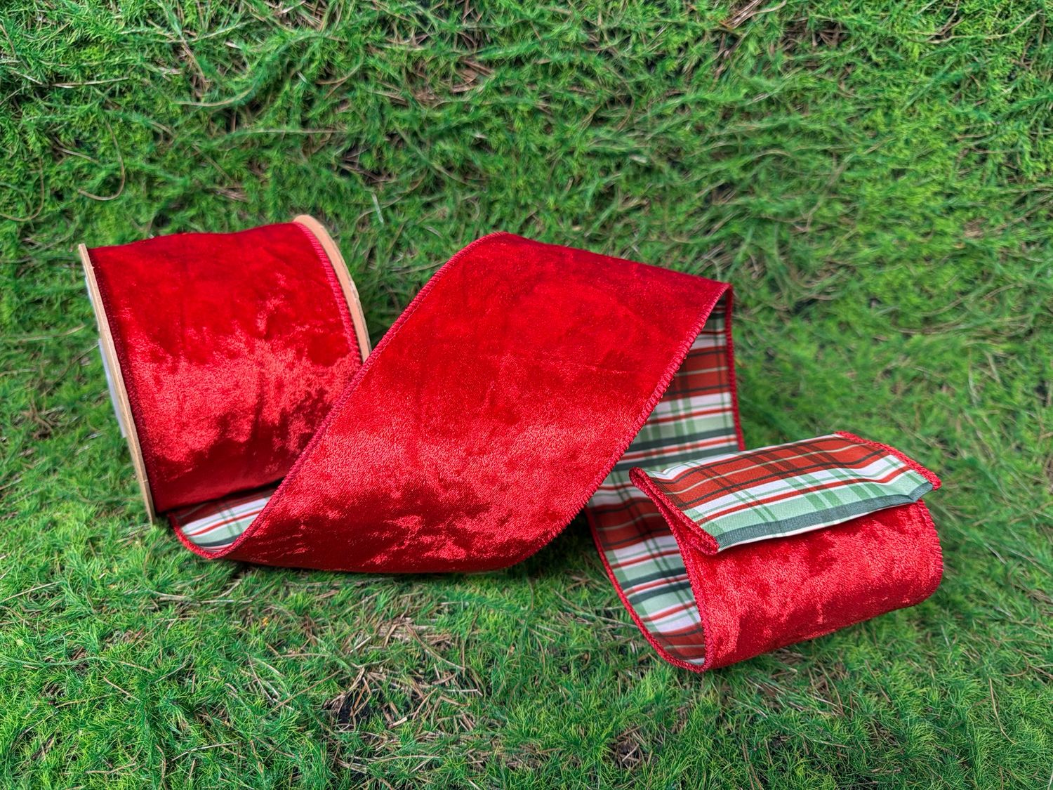 4" Wired Velvet Ribbon | Red w/ Red/Green/White Plaid Backing | 10 Yard Roll
