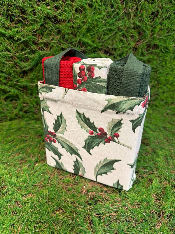 Three Piece Holiday Berry Towel with Bag