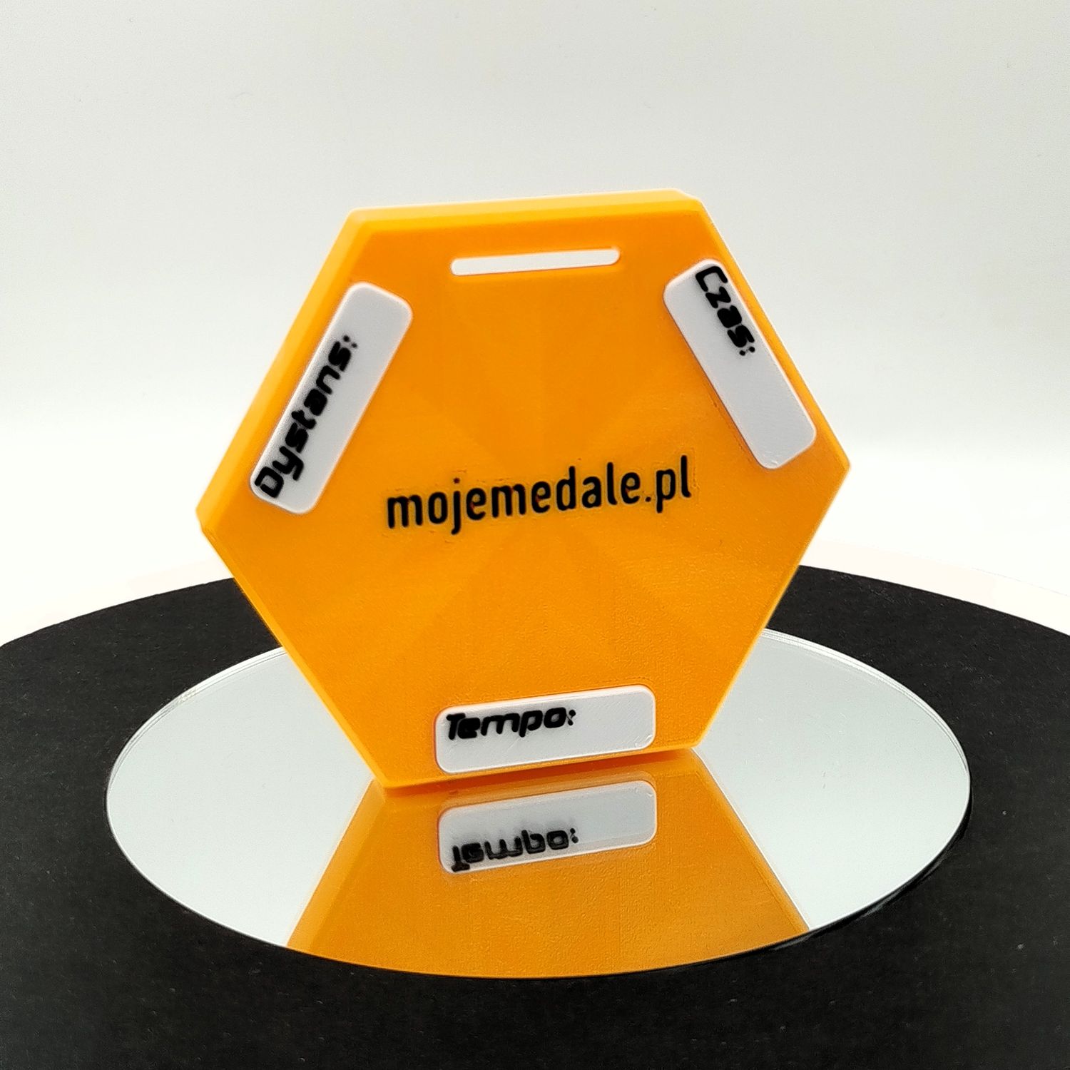 Wieszak na medale magnetyczny Pomarańcz