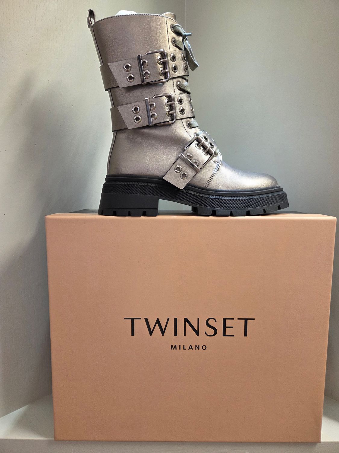 BOOTS TWINSET ACTITUDE