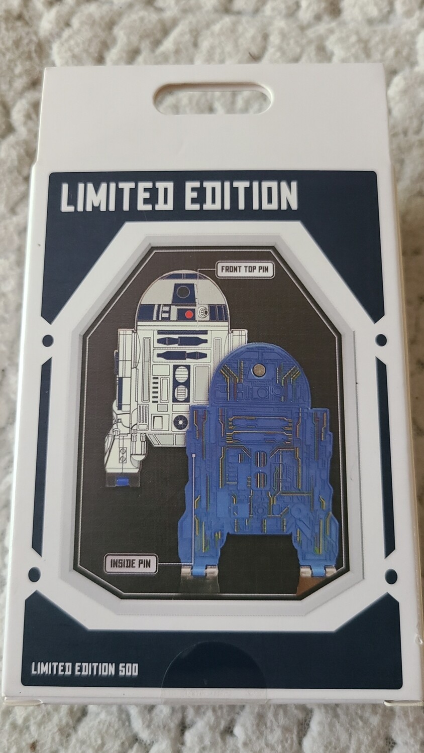 R2-D2 Jumbo pin