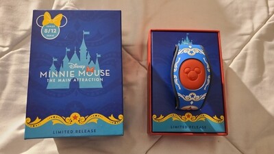 Minnie Mouse Main Attractions Dumbo magicband