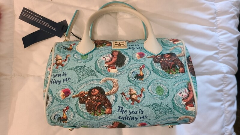 Moana Dooney &amp; Bourke satchel crossbody 