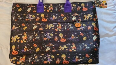 Mickey &amp; Friends Halloween Harvey Seatbelt tote