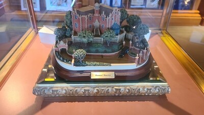 Olszewski Haunted Mansion light up miniature model