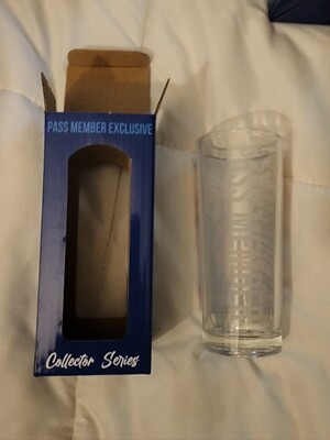 Sea World Pass Member Collector Series glass Flamingo 