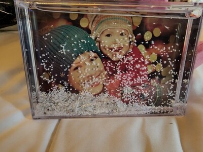 4x6 Snow Photo Frame (plastic)