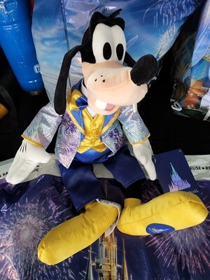 Walt Disney World 50th Anniversary Goofy plush