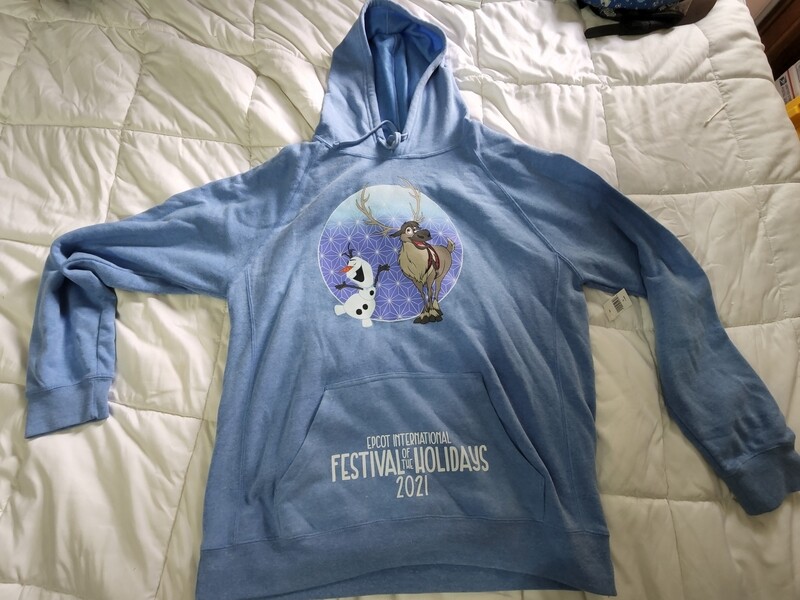 XL Festival of the Holidays Olaf &amp; Sven Passholder hoodie