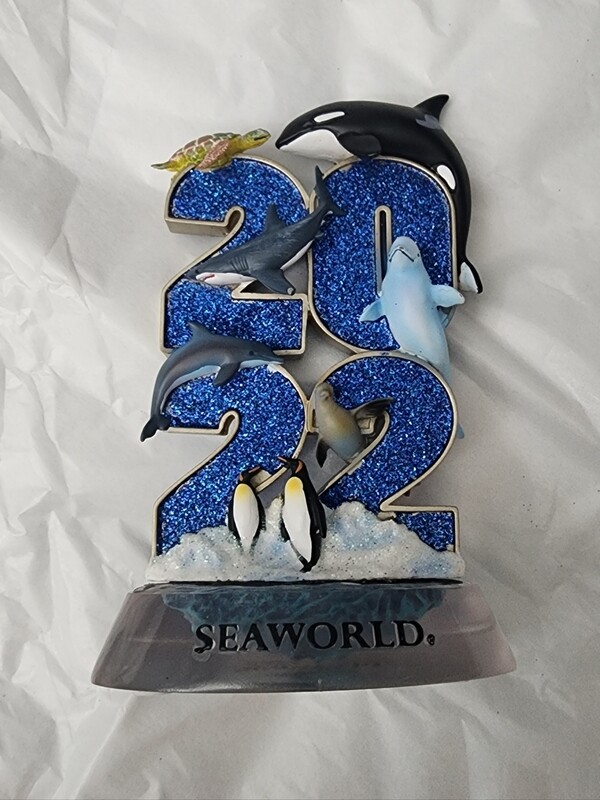 Sea World 2022 mini figure