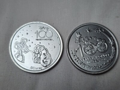 Lady &amp; Tramp Disney 100 Years of Wonder medallion coin
