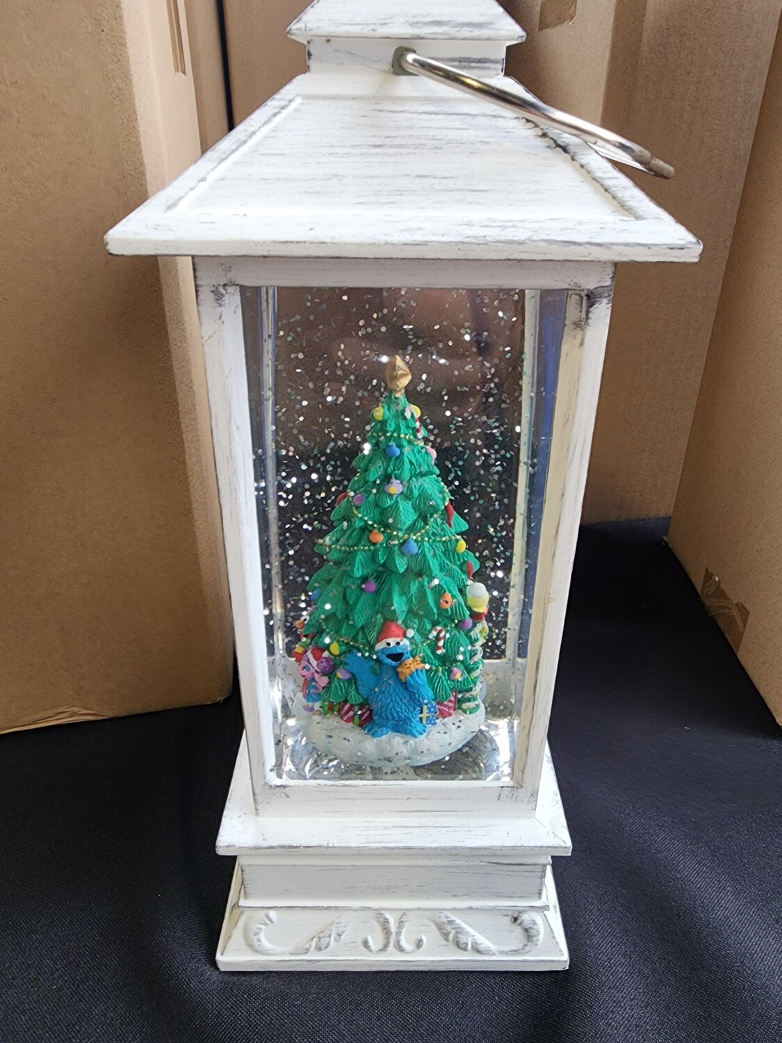 Sesame Street snowglobe 