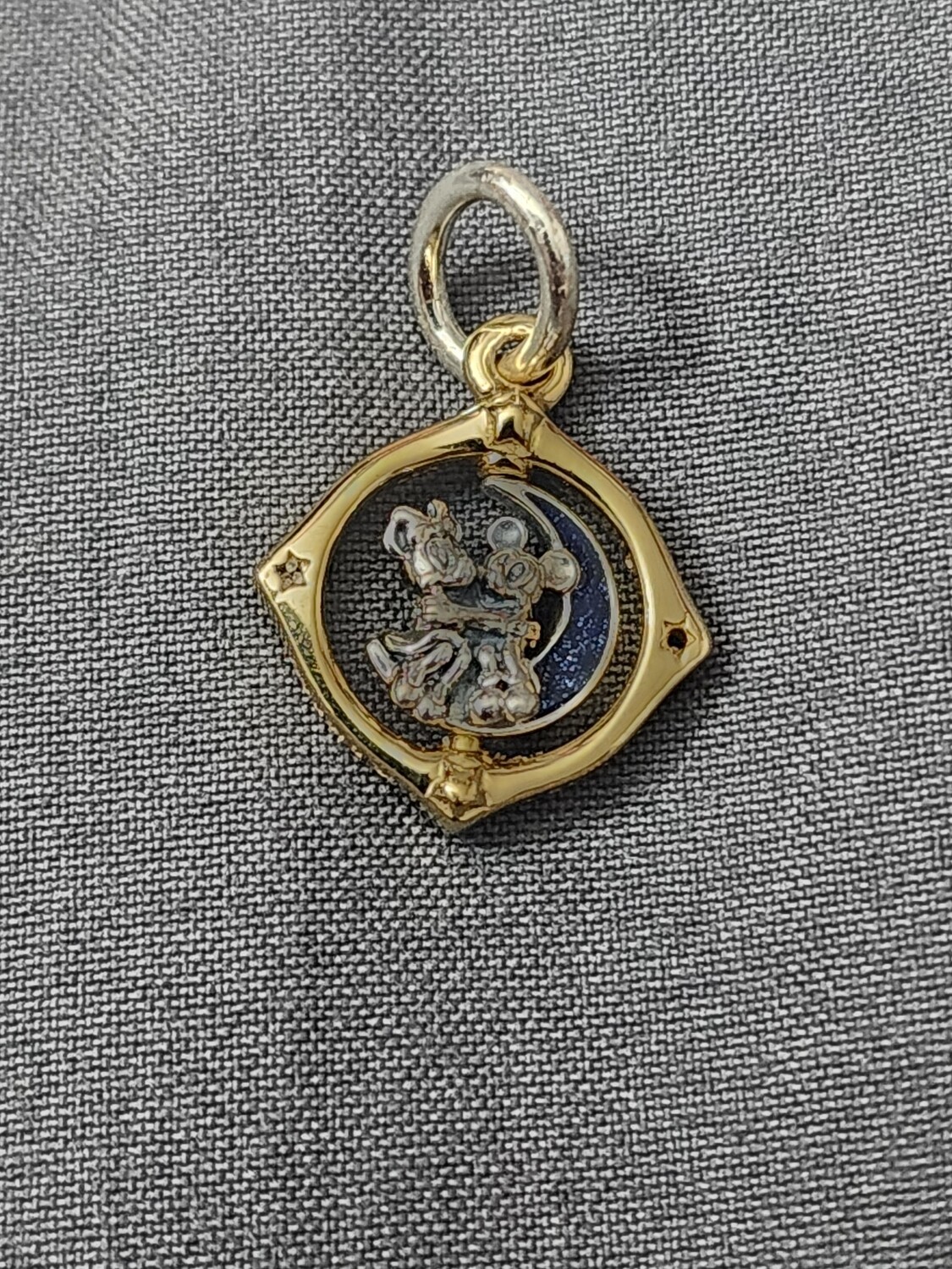 Pandora Mickey &amp; Minnie moon spinner charm