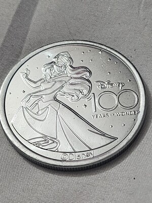 Aurora Disney 100 Years of Wonder medallion coin