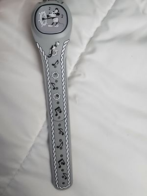 Disney Decades Steamboat Willie Magicband+