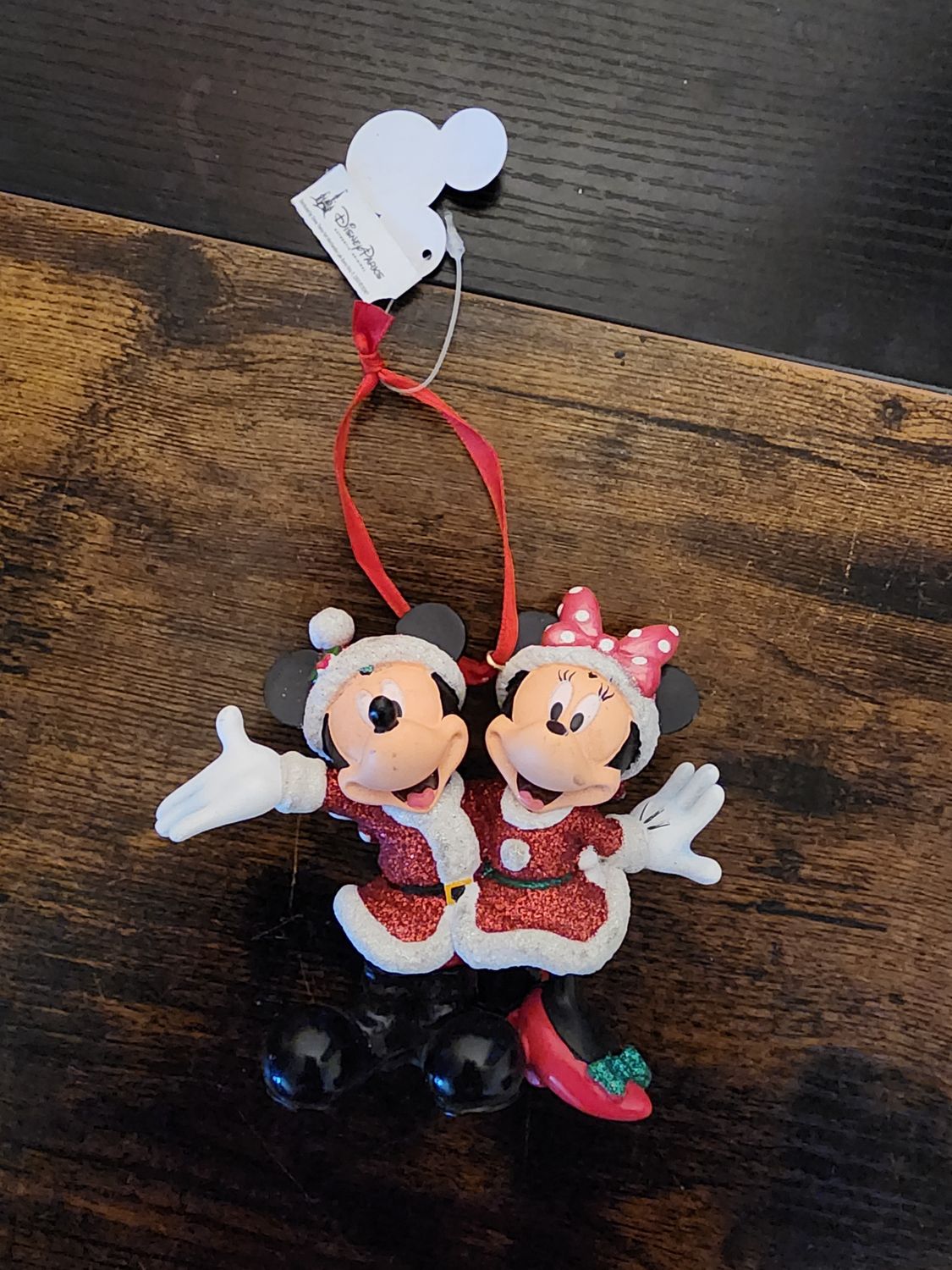 Mickey &amp; Minnie ornament (missing nose)