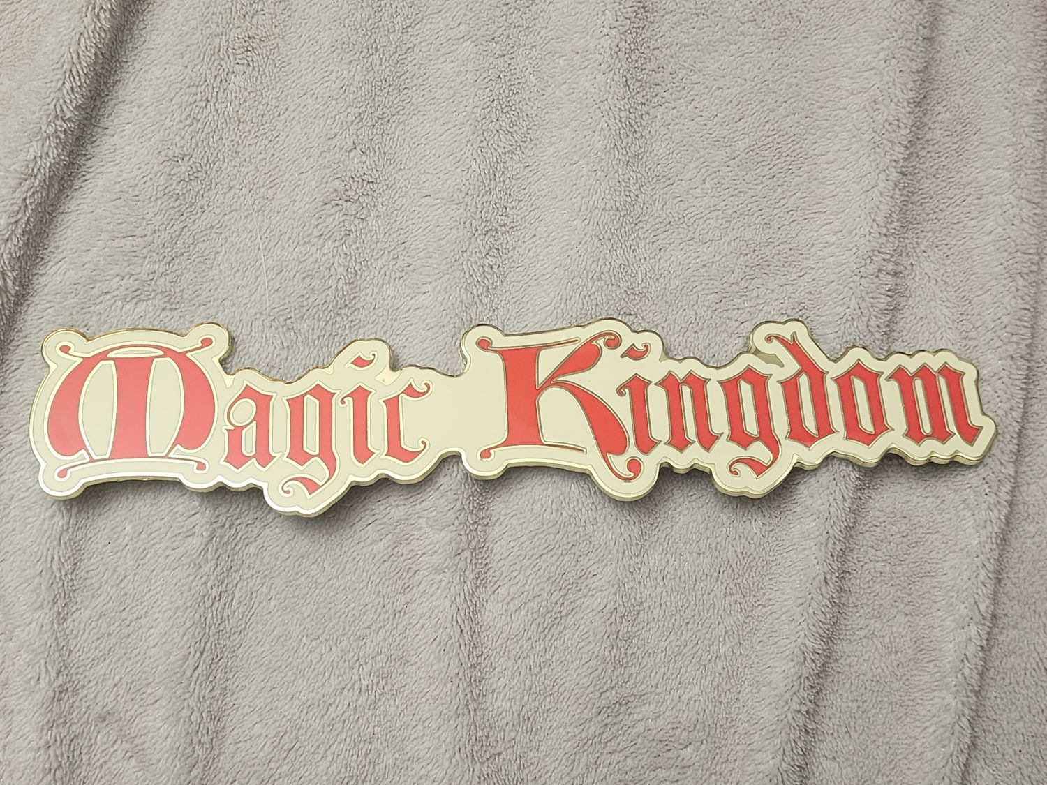 Disney WDW Magic Kingdom Logo Vault Retro Map 50th Anniversary LE 100 Pin