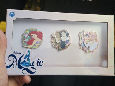 Disney 2023 Magic HAP-PINS Magical Guest Design Box Ariel Honey Lemon Snow White