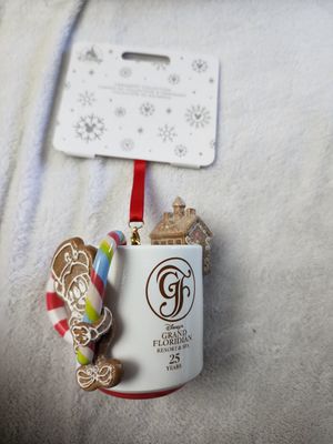 Disney&#39;s Grand Floridian Hot Cocoa ornament