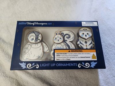 Animal Kingdom Merry Menagerie light up ornament set