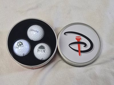 Walt Disney World golf ball set