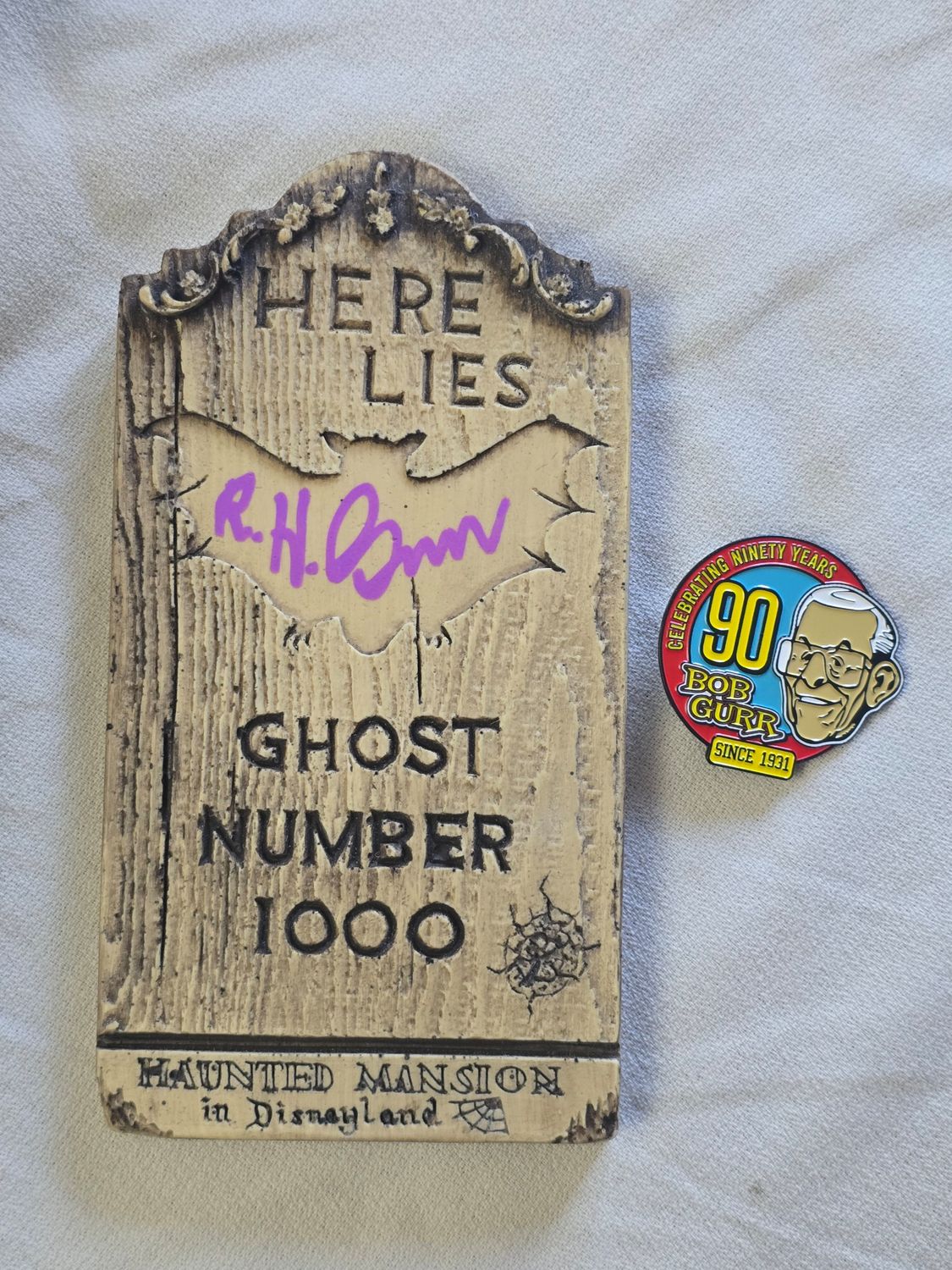 Bob Gurr signed tombstone &amp; 90 years pin
