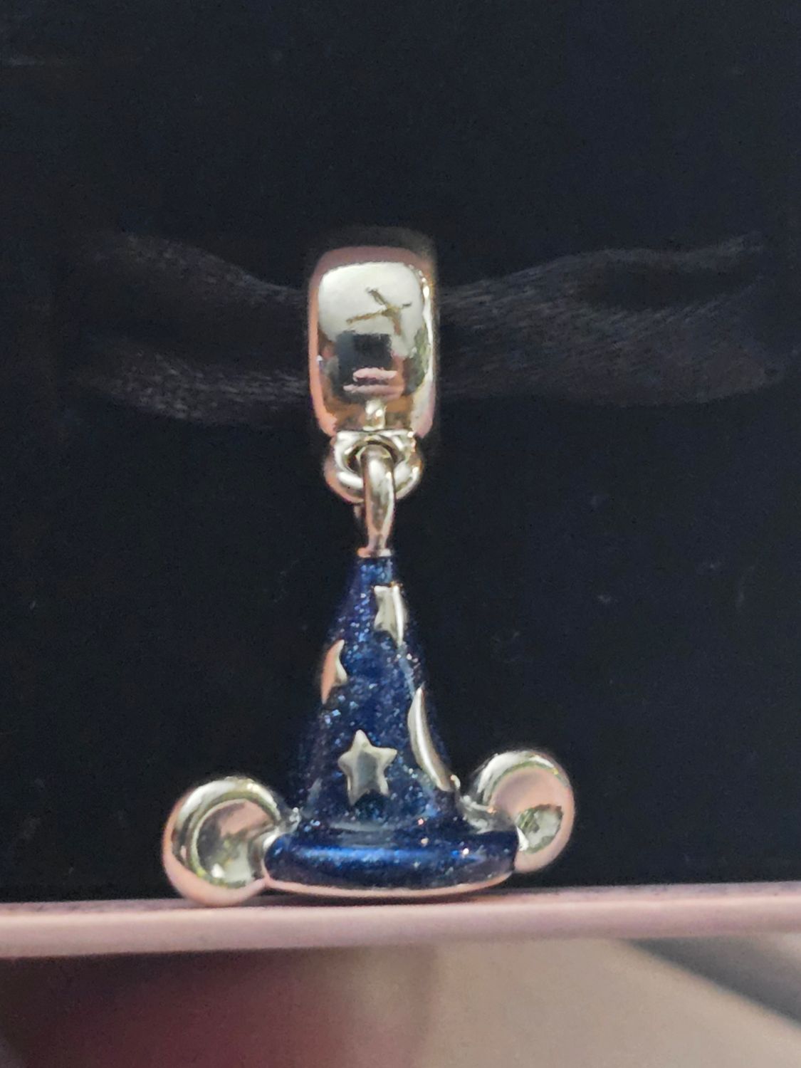 Sorcerer Mickey hat Pandora charm