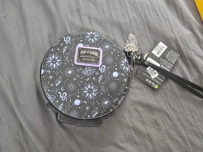 Howl-O-Scream Fortune Teller wristlet